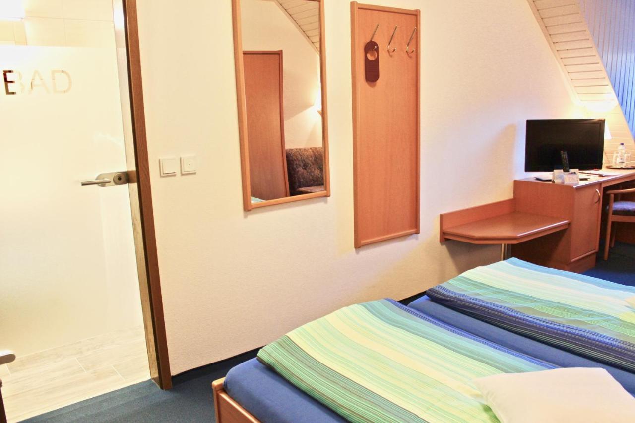 Zum Schwarzen Baeren Hotel Vohenstrauss Exterior foto