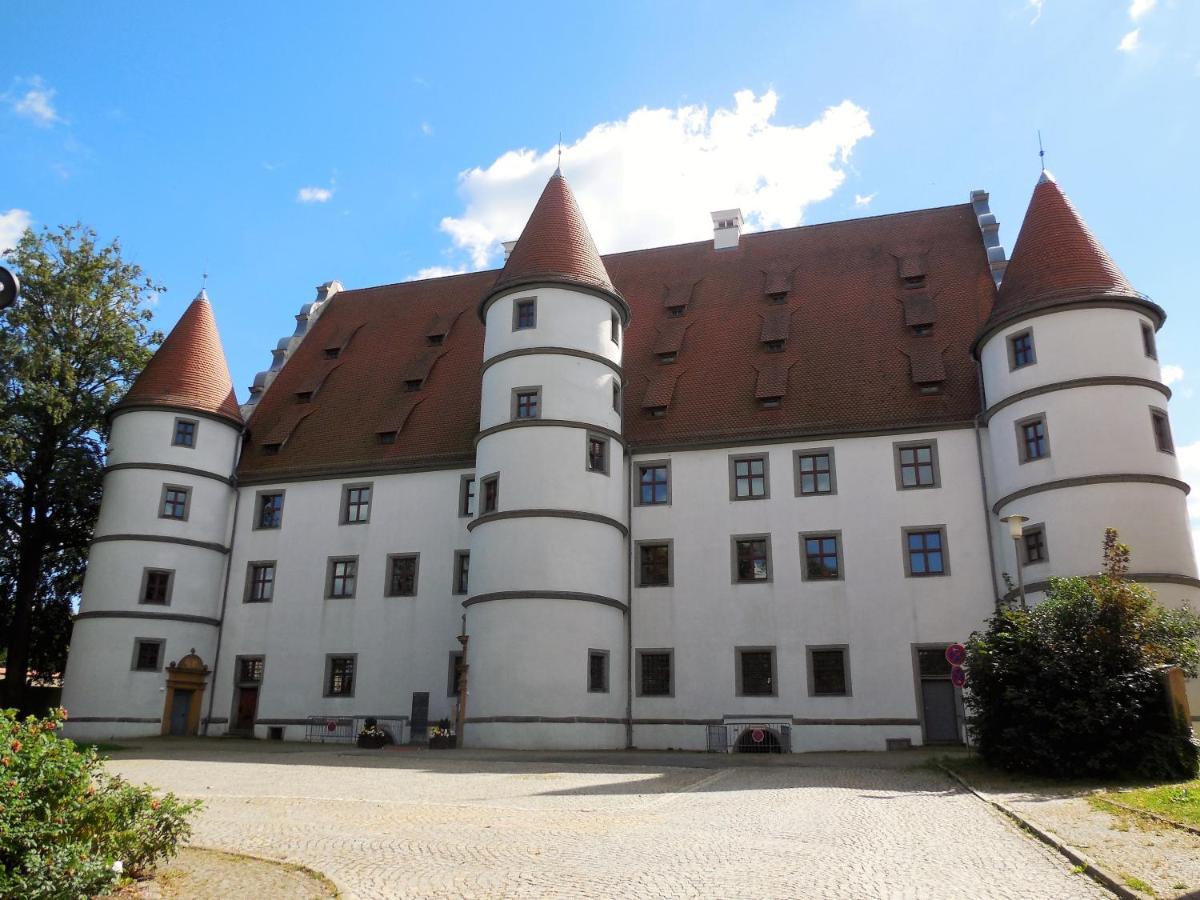 Zum Schwarzen Baeren Hotel Vohenstrauss Exterior foto